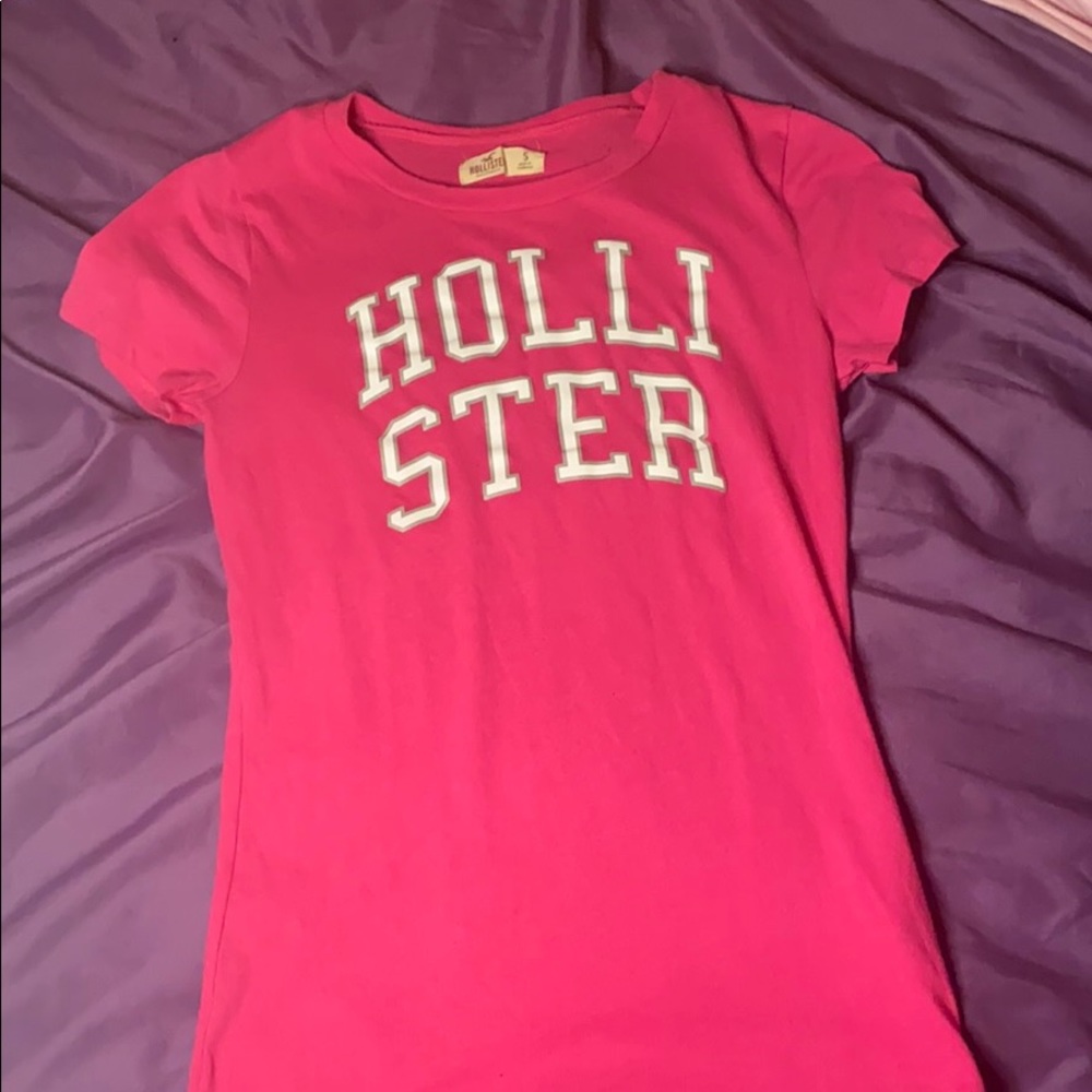 Hollister T-Shirt